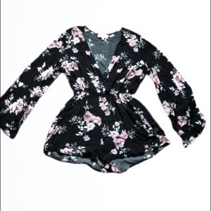 Kendall & Kylie Floral Romper NWOT
